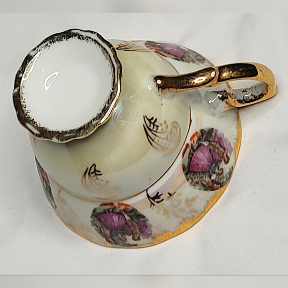 Vintage Unmarked Bone China Lusterware Courting Couple Teacup - Picture 7 of 8